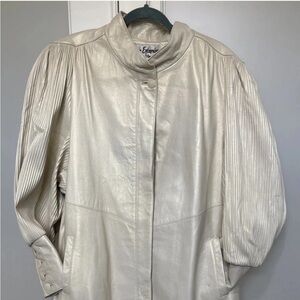 VTG ROCCO D'AMELIO Pearl Ivory Long Leather Coat Pleated Sleeve L XL Dero